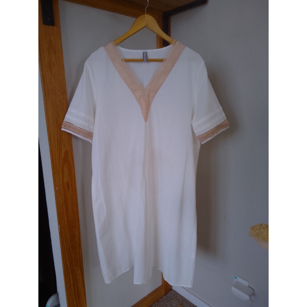 Noracora White Shift Dress XL Tan Crochet Lace V-Neck Short Sleeve Beach Coverup